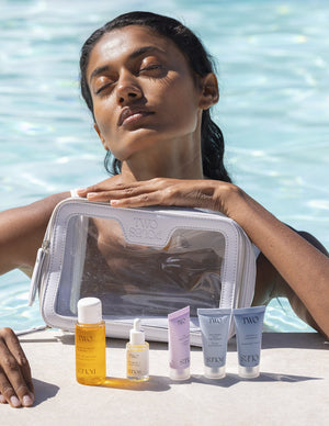 Two Poles Travel Essentials - Edición Limitada