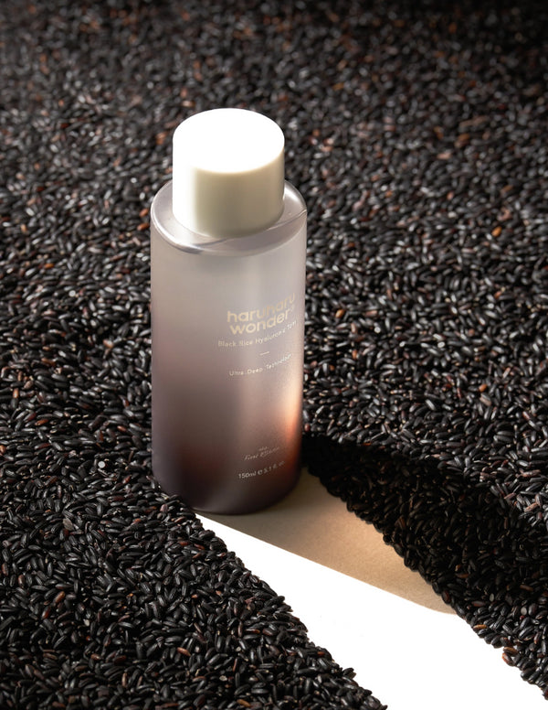 Haruharu Wonder Tónico con ácido hialurónico de arroz negro 300 ml