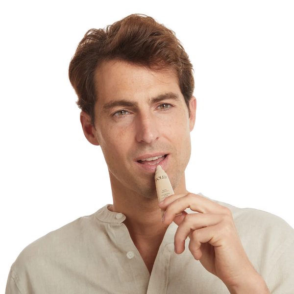 Two Poles Lip Hero Balm Untinted Bálsamo Labial 15 ml