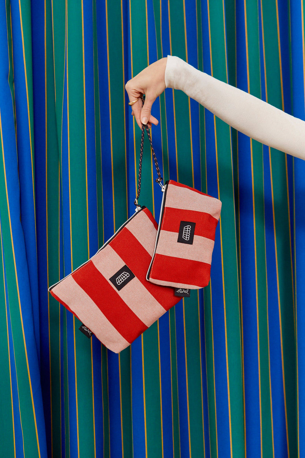 Eturel Neceser lona rojo