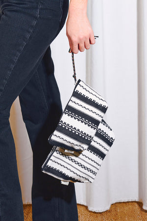Estojo/bolsa de viagem alpujarra branco e preto