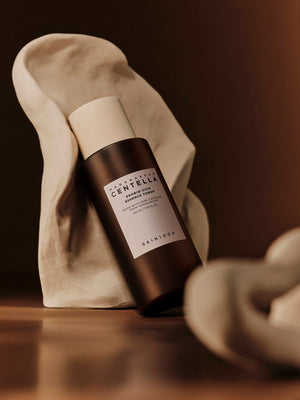 SKIN1004 Centella Probio-Cica Essence Toner 210 ml - 4