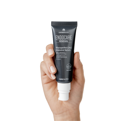 Sérum antiedad intensivo con alta concentración de ácido glicólico y actividad exfoliante para una piel renovada.