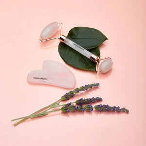 Innova Gizmo Rodillo facial de cuarzo rosa y gua sha